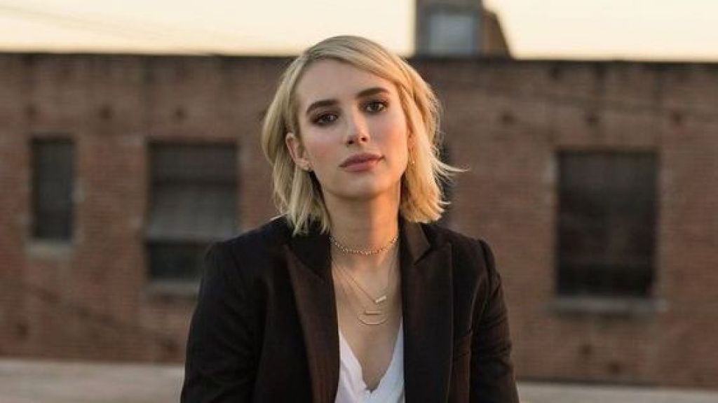 Berita Terbaru Artis 2021 Dari Emma Roberts Beritaku